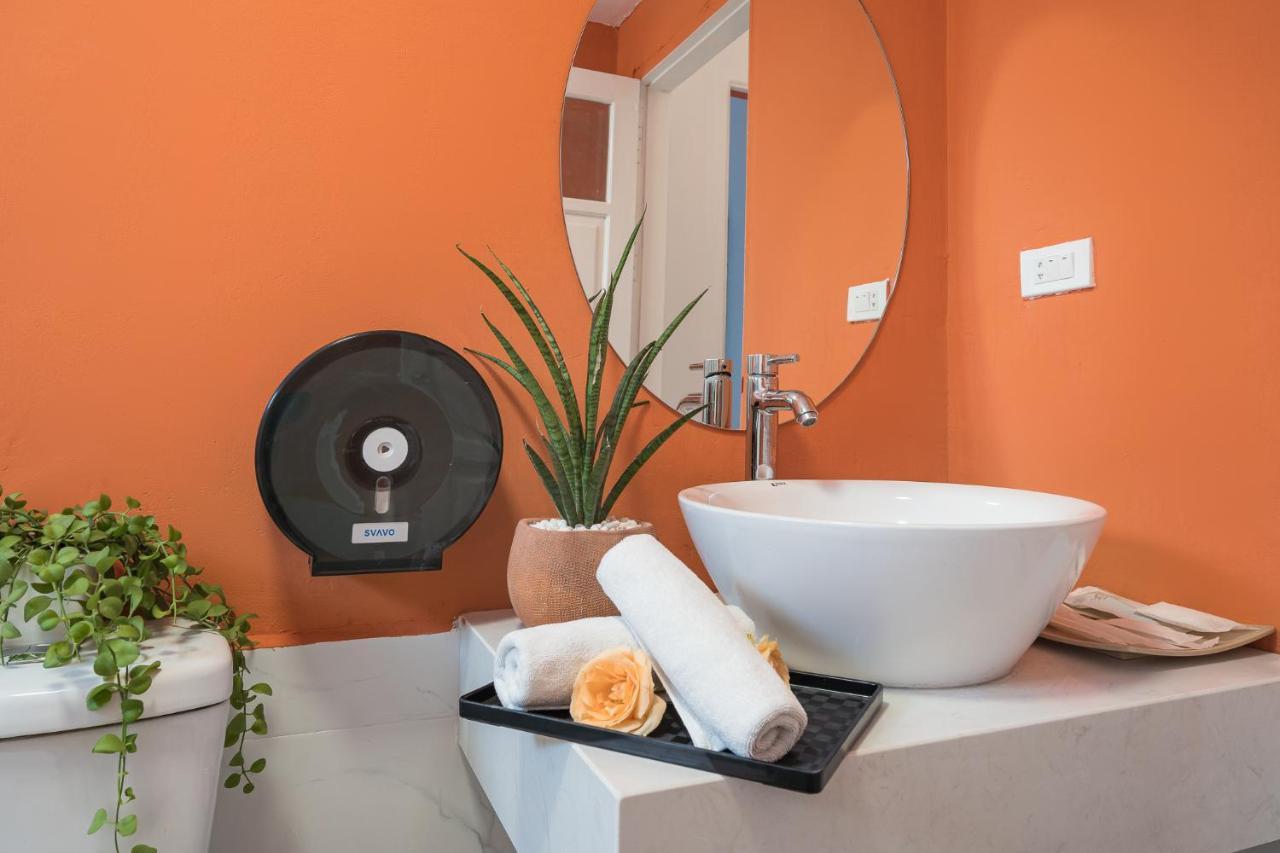 C O R O N A Hanoi House المظهر الخارجي الصورة